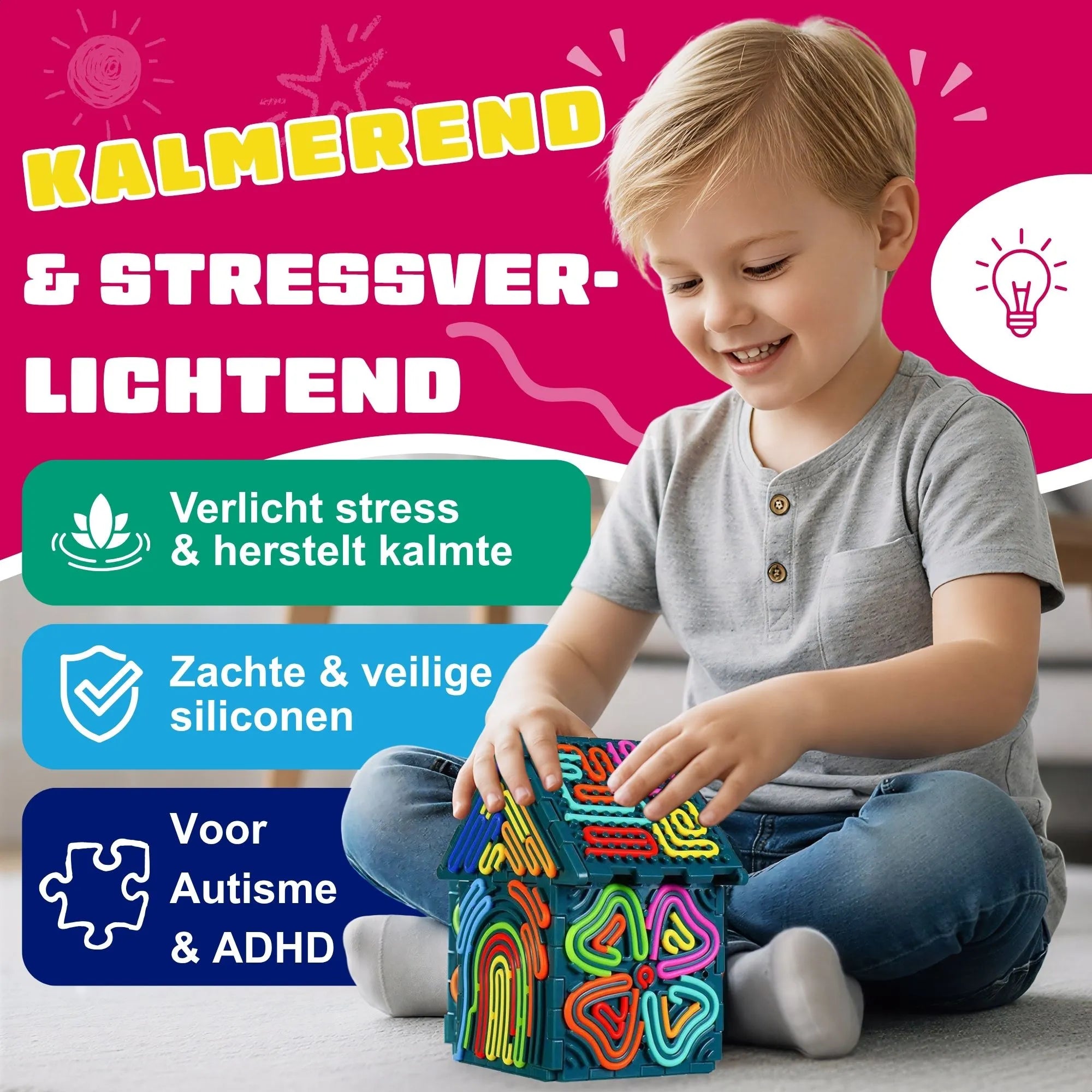 Kind speelt kalm met Fidget Draden bouwset van Fits4Kids geschikt bij autisme en ADHD
